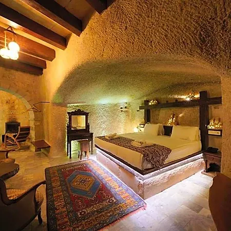 Hotel Shoestring Cave House 3*